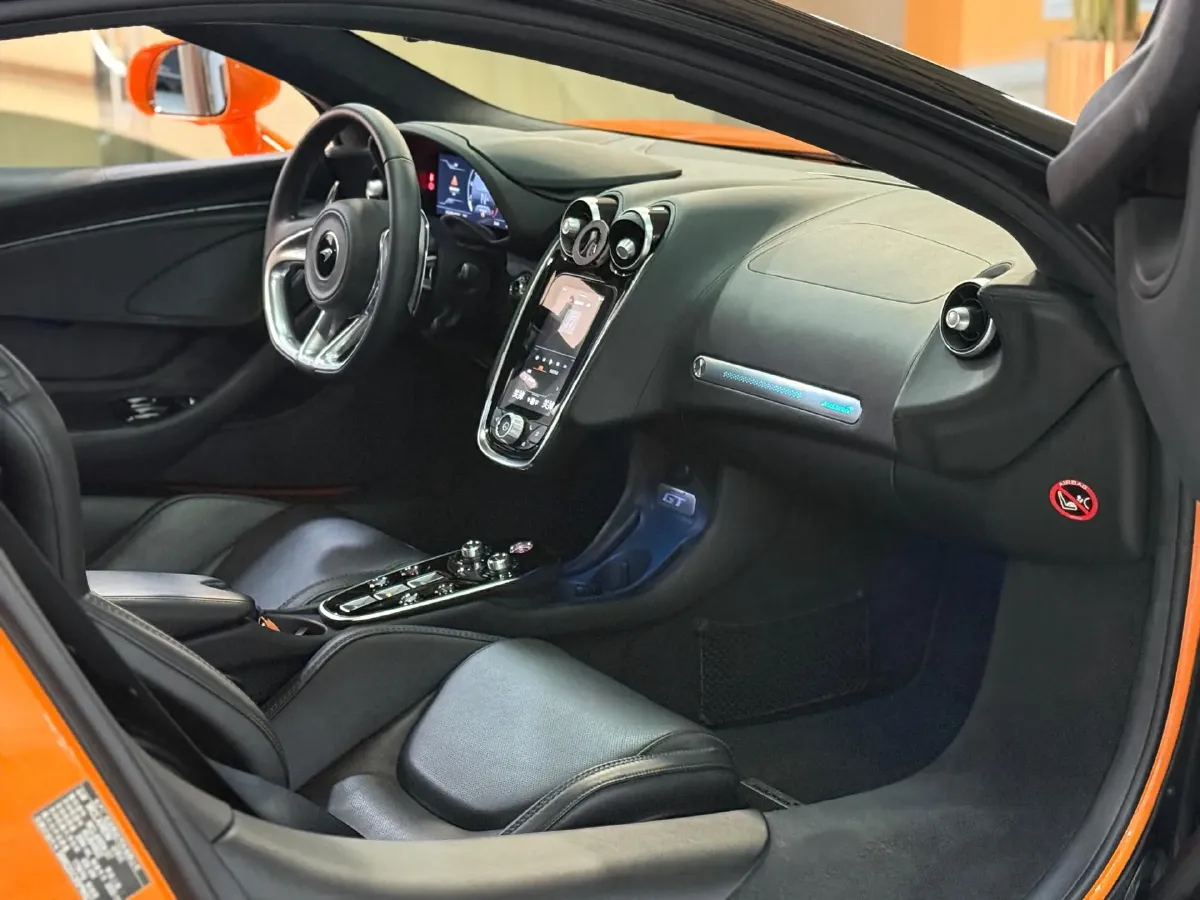 2023 McLaren GT 4.0T 620HP V8 7DCT,autocango,china used car exporter,china ev exporter,chinese used car exporter,chinese used ev exporter