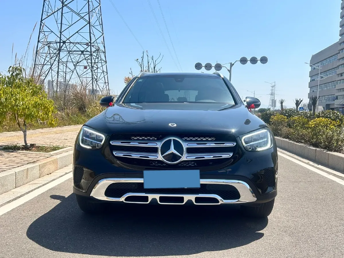 2022 Mercedes-Benz GLC Class 2.0T 197HP L4 9AT,autocango,china used car exporter,china ev exporter,chinese used car exporter,chinese used ev exporter