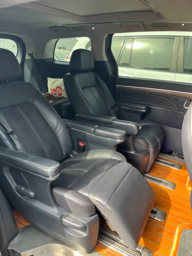 2021 GAC Trumpchi M8 2.0T 252HP L4 8AT,autocango,china used car exporter,china ev exporter,chinese used car exporter,chinese used ev exporter