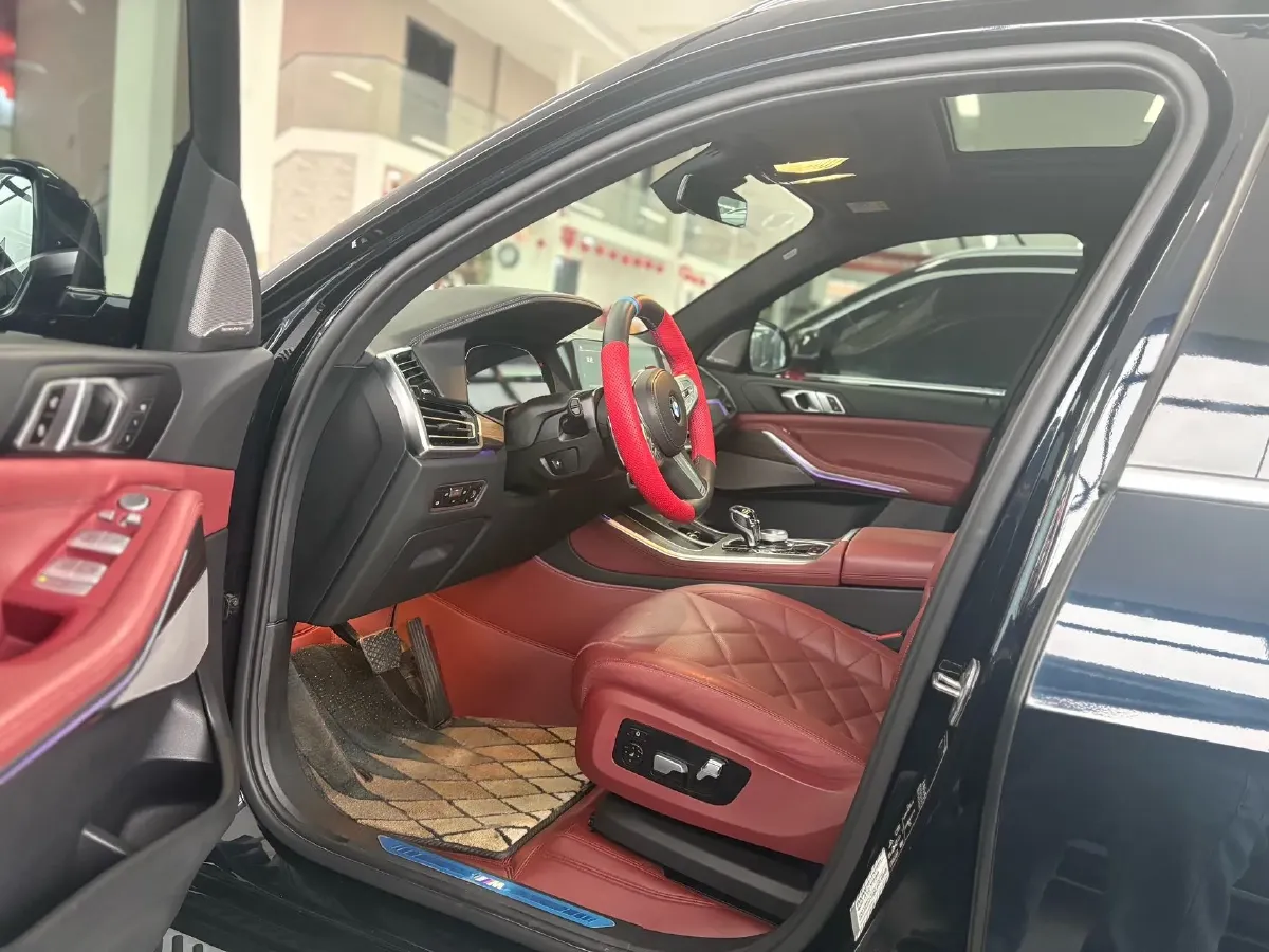 2022 BMW X5 3.0T 333HP L6 8AT,autocango,china used car exporter,china ev exporter,chinese used car exporter,chinese used ev exporter