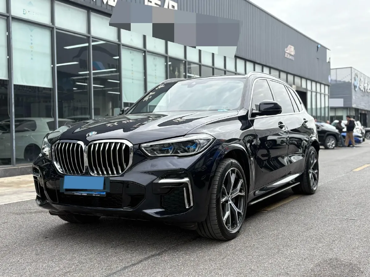 2022 BMW X5 3.0T 333HP L6 8AT,autocango,china used car exporter,china ev exporter,chinese used car exporter,chinese used ev exporter