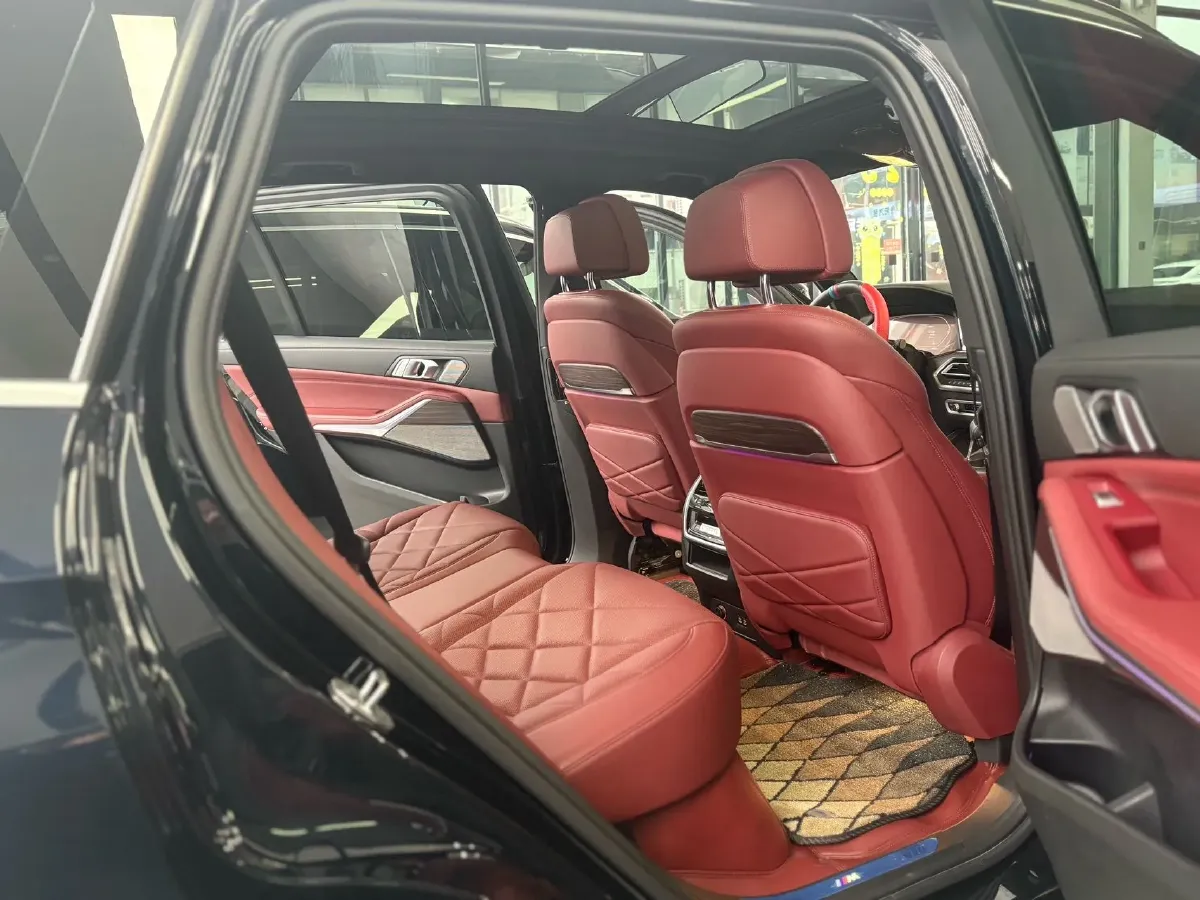 2022 BMW X5 3.0T 333HP L6 8AT,autocango,china used car exporter,china ev exporter,chinese used car exporter,chinese used ev exporter