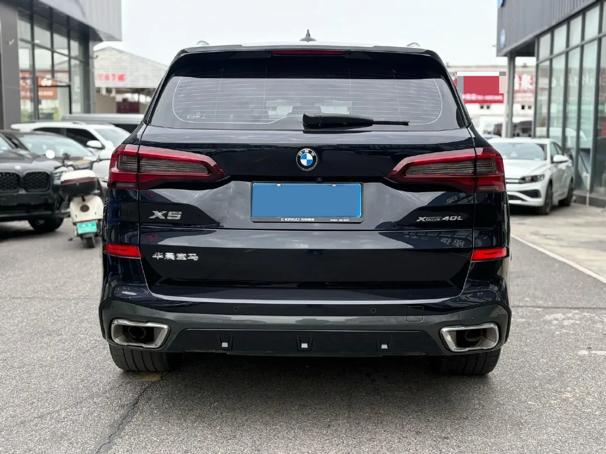 2022 BMW X5 3.0T 333HP L6 8AT,autocango,china used car exporter,china ev exporter,chinese used car exporter,chinese used ev exporter
