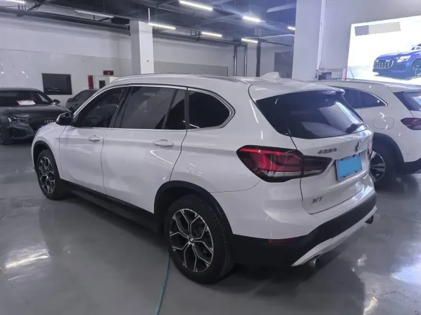 2022 BMW X1 2.0T 192HP L4 7DCT,autocango,china used car exporter,china ev exporter,chinese used car exporter,chinese used ev exporter
