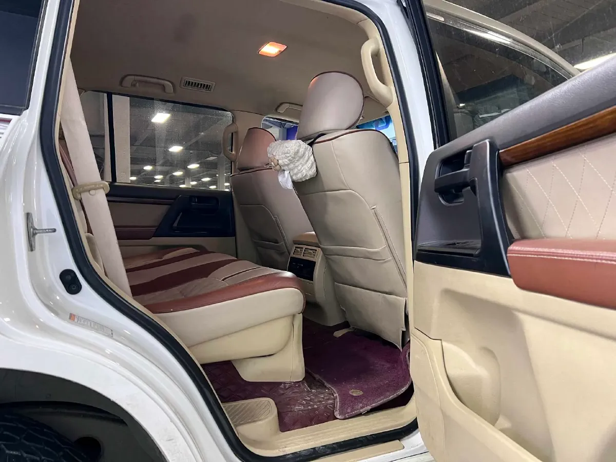 2015 Toyota Land Cruiser 4.0L 275HP V6 5AT,autocango,china used car exporter,china ev exporter,chinese used car exporter,chinese used ev exporter