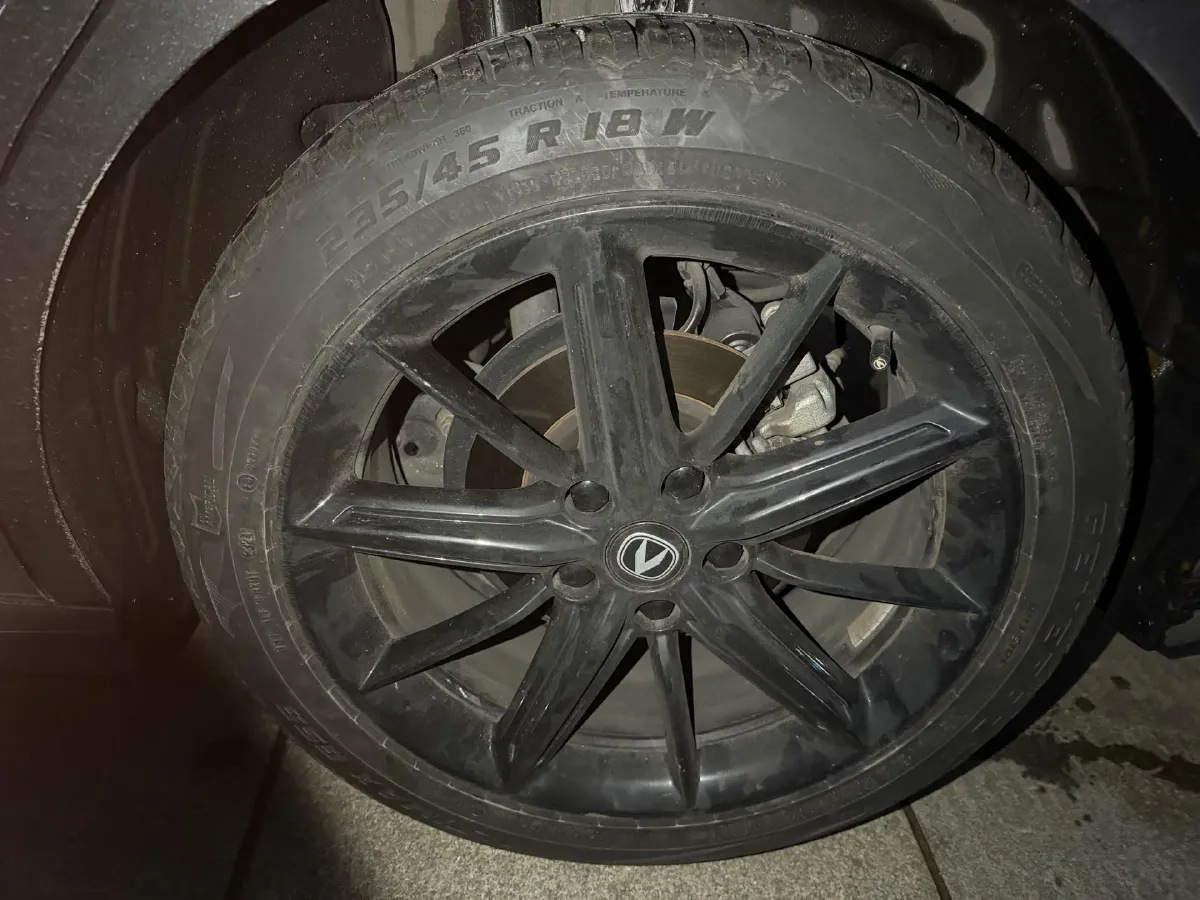 2022 ChangAn UNI-V 1.5T 188HP L4 7DCT,autocango,china used car exporter,china ev exporter,chinese used car exporter,chinese used ev exporter