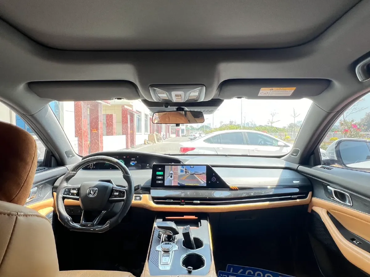 2021 ChangAn UNI-K 2.0T 233HP L4 8AT,autocango,china used car exporter,china ev exporter,chinese used car exporter,chinese used ev exporter