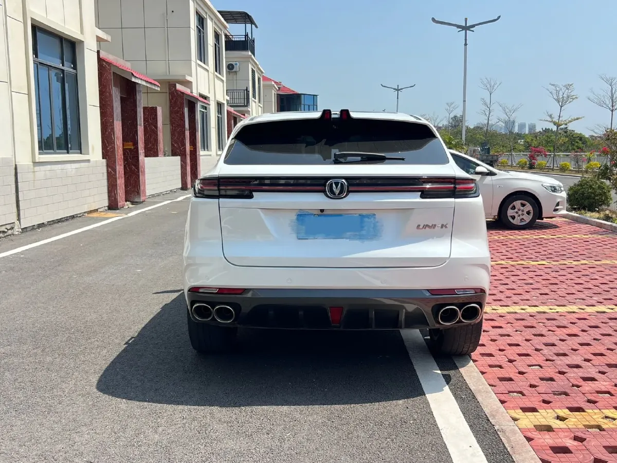 2021 ChangAn UNI-K 2.0T 233HP L4 8AT,autocango,china used car exporter,china ev exporter,chinese used car exporter,chinese used ev exporter