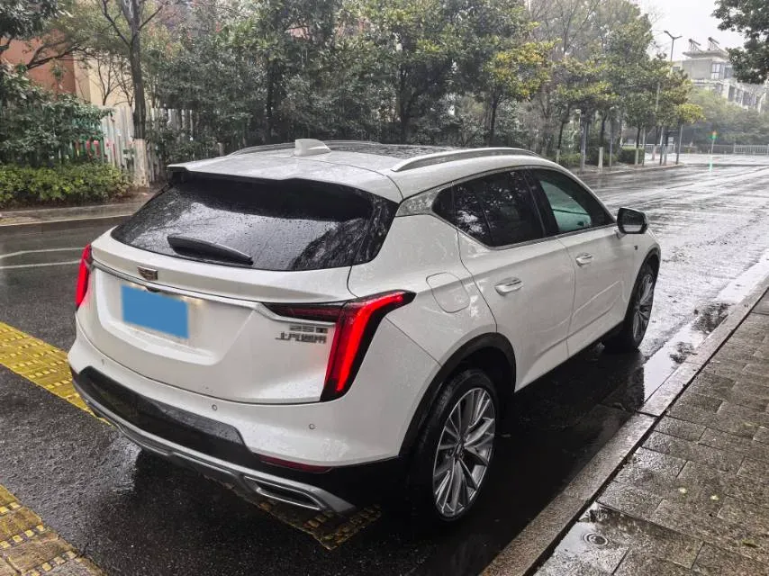 2023 Cadillac GT4 1.5T 211HP L4 9AT,autocango,china used car exporter,china ev exporter,chinese used car exporter,chinese used ev exporter