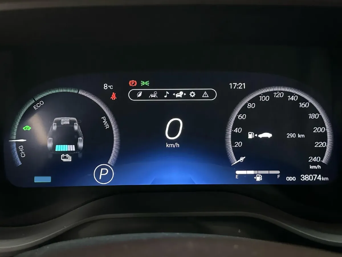 2024 Toyota Granvia 2.5L 189HP L4 E-CVT Hybrid,autocango,china used car exporter,china ev exporter,chinese used car exporter,chinese used ev exporter