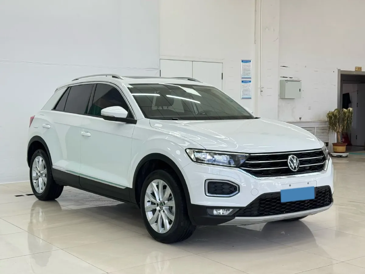 2021 Volkswagen T-Roc 1.4T 150HP L4 7DCT,autocango,china used car exporter,china ev exporter,chinese used car exporter,chinese used ev exporter