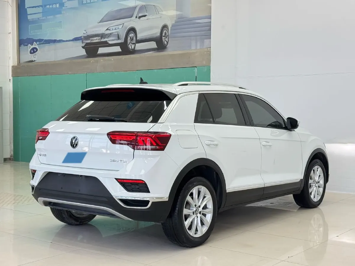2021 Volkswagen T-Roc 1.4T 150HP L4 7DCT,autocango,china used car exporter,china ev exporter,chinese used car exporter,chinese used ev exporter