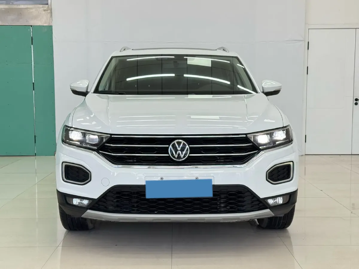 2021 Volkswagen T-Roc 1.4T 150HP L4 7DCT,autocango,china used car exporter,china ev exporter,chinese used car exporter,chinese used ev exporter
