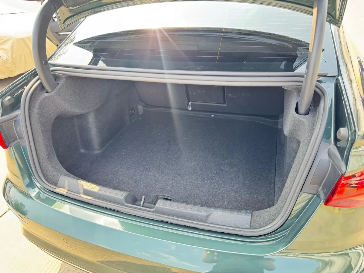 2023 Audi A3 1.4T 150HP L4 7DCT,autocango,china used car exporter,china ev exporter,chinese used car exporter,chinese used ev exporter