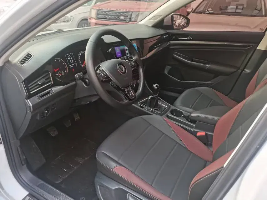 2019 Bestune T77 1.2T 143HP L4 7DCT,autocango,china used car exporter,china ev exporter,chinese used car exporter,chinese used ev exporter