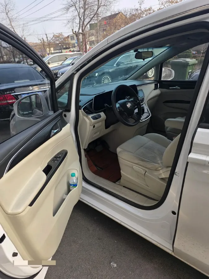 2022 Buick GL8 2.0T 237HP L4 9AT,autocango,china used car exporter,china ev exporter,chinese used car exporter,chinese used ev exporter