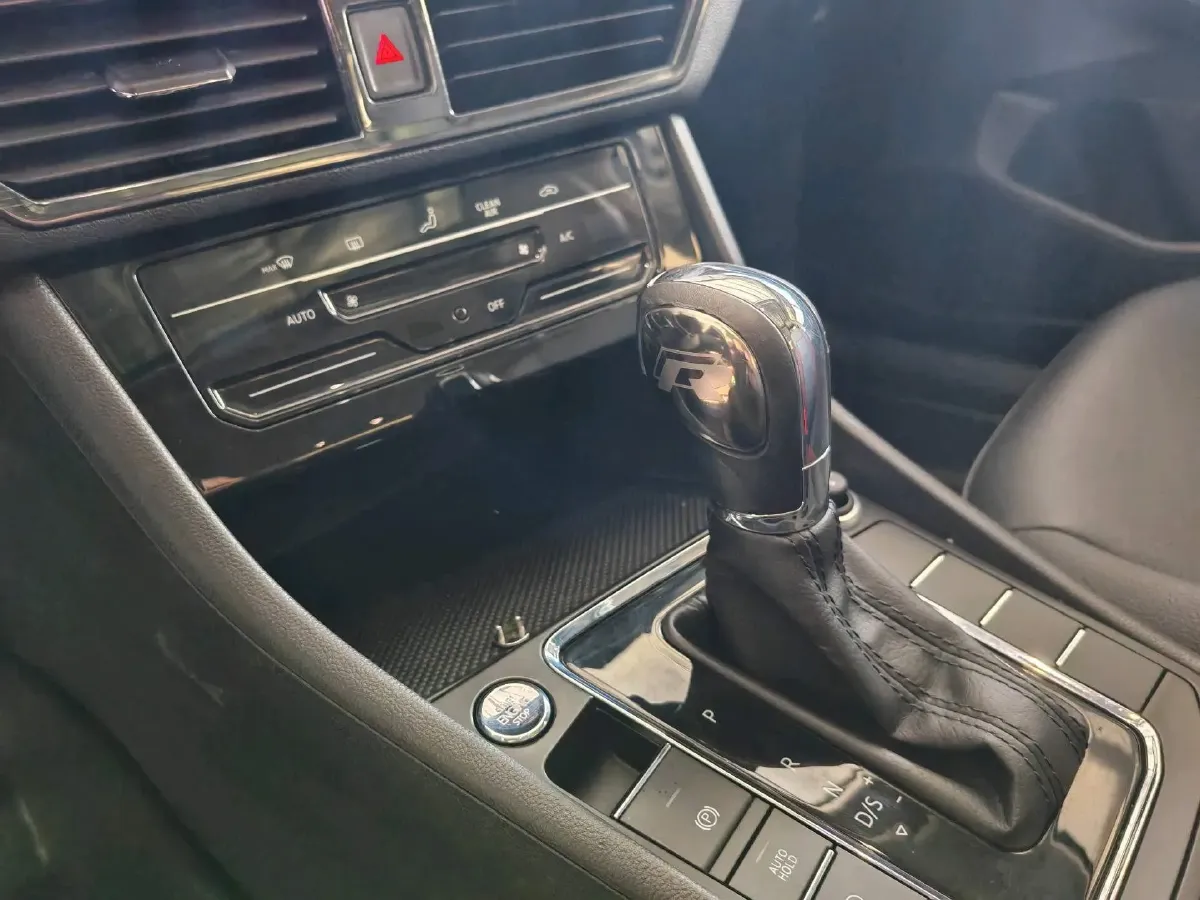 2020 Volkswagen Bora 1.5L 113HP L4 6AT,autocango,china used car exporter,china ev exporter,chinese used car exporter,chinese used ev exporter