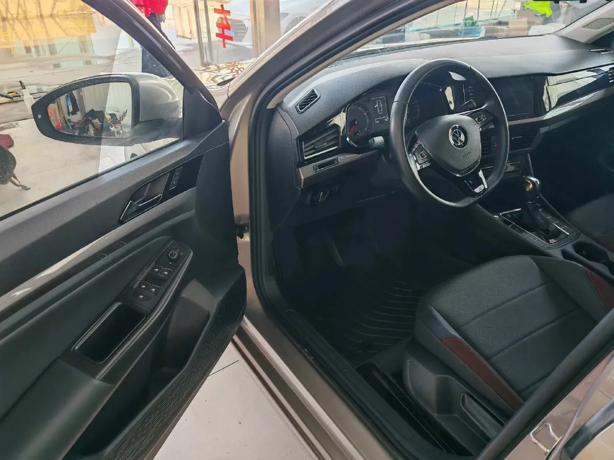 2020 Volkswagen Bora 1.5L 113HP L4 6AT,autocango,china used car exporter,china ev exporter,chinese used car exporter,chinese used ev exporter