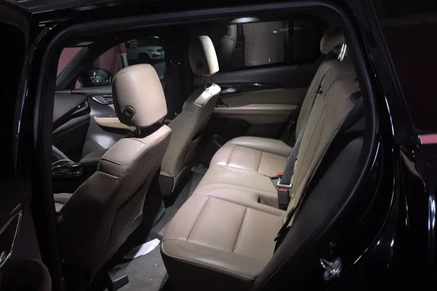 2022 Buick EnvisionPlus 2.0T 237HP L4 9AT,autocango,china used car exporter,china ev exporter,chinese used car exporter,chinese used ev exporter