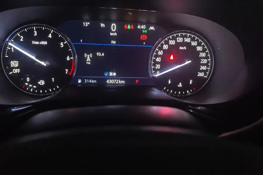 2022 Buick EnvisionPlus 2.0T 237HP L4 9AT,autocango,china used car exporter,china ev exporter,chinese used car exporter,chinese used ev exporter