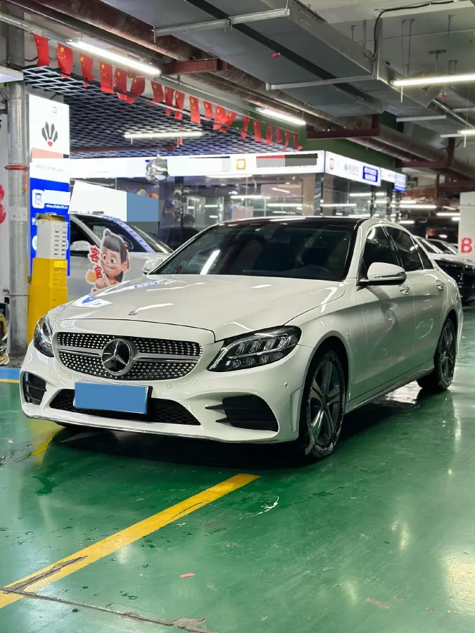 2021 Mercedes-Benz C Class 1.5T 184HP L4 9AT,autocango,china used car exporter,china ev exporter,chinese used car exporter,chinese used ev exporter