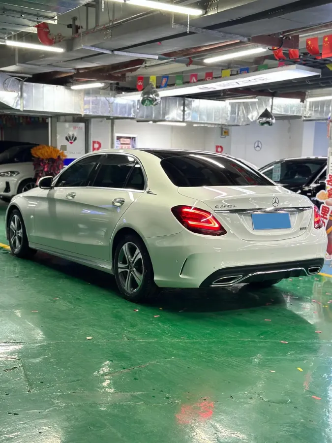 2021 Mercedes-Benz C Class 1.5T 184HP L4 9AT,autocango,china used car exporter,china ev exporter,chinese used car exporter,chinese used ev exporter