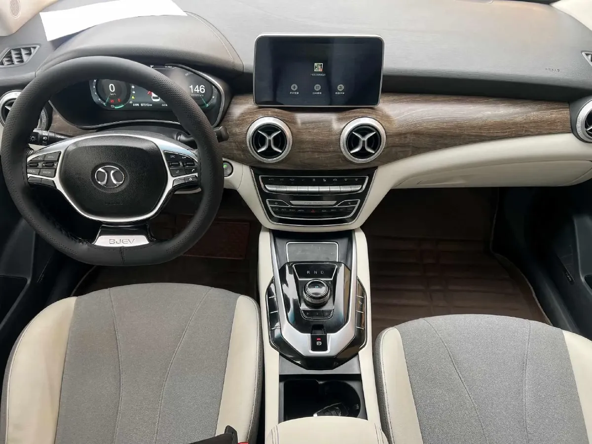 2018 BeiJing Auto EU5 BEV 53.66KWH,autocango,china used car exporter,china ev exporter,chinese used car exporter,chinese used ev exporter