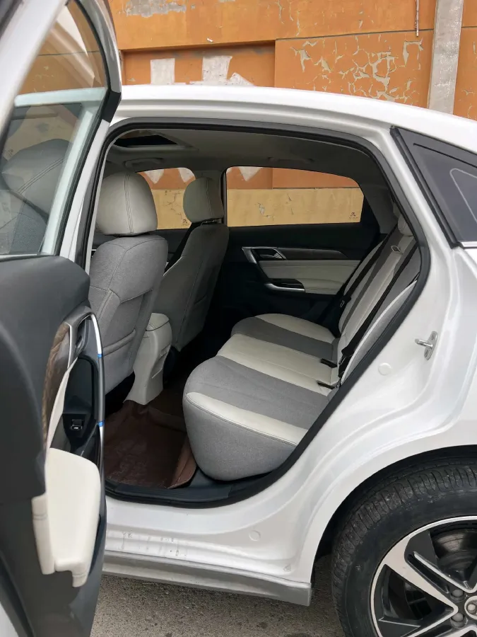 2018 BeiJing Auto EU5 BEV 53.66KWH,autocango,china used car exporter,china ev exporter,chinese used car exporter,chinese used ev exporter