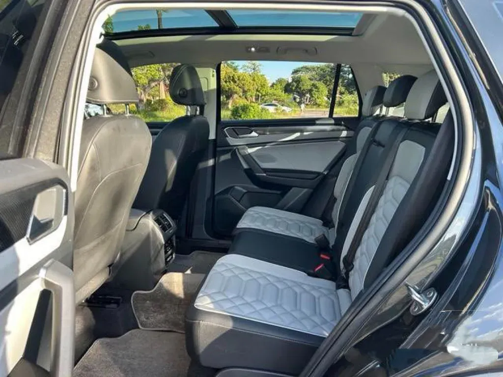 2025 Volkswagen Tayron 1.5T 160HP L4 7DCT,autocango,china used car exporter,china ev exporter,chinese used car exporter,chinese used ev exporter