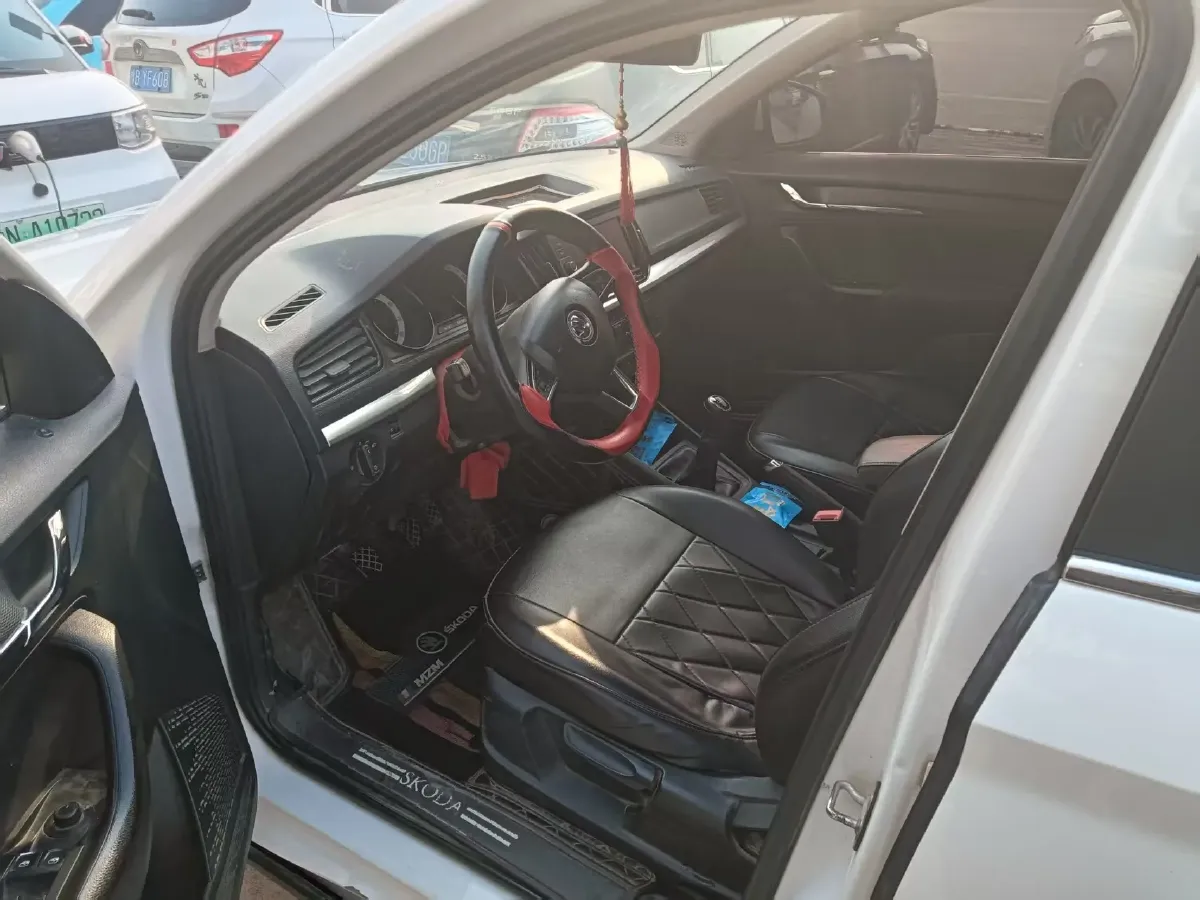 2018 Buick Excelle 1.0T 125HP L3 6MT,autocango,china used car exporter,china ev exporter,chinese used car exporter,chinese used ev exporter