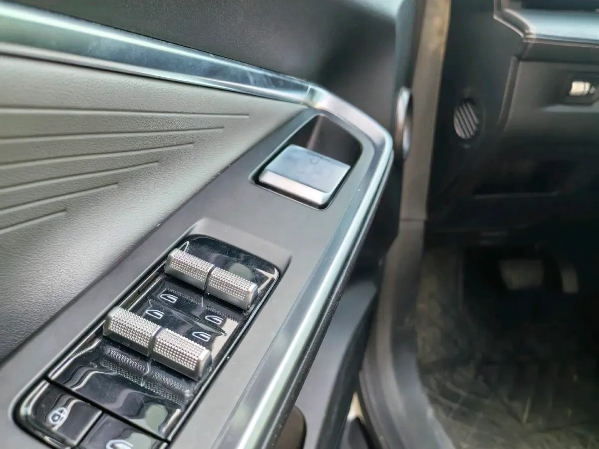 2023 Nissan Sylphy 1.6L 135HP L4 CVT,autocango,china used car exporter,china ev exporter,chinese used car exporter,chinese used ev exporter