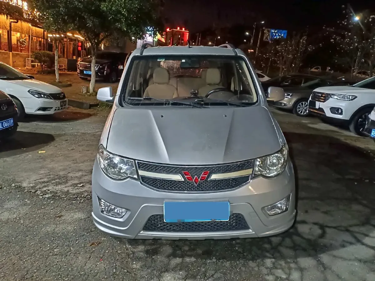 2016 WuLing HongGuang 1.5L 112HP L4 5MT,autocango,china used car exporter,china ev exporter,chinese used car exporter,chinese used ev exporter