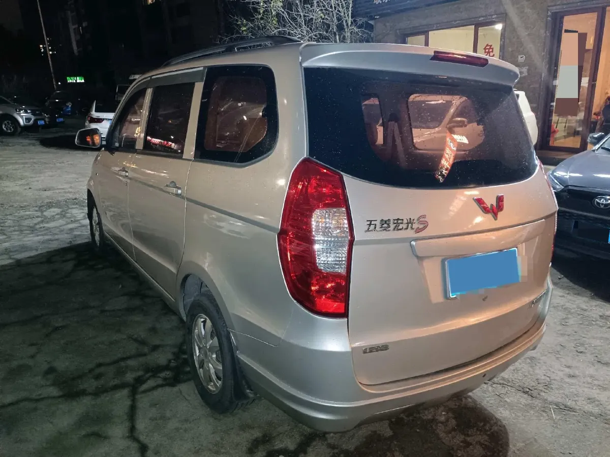 2016 WuLing HongGuang 1.5L 112HP L4 5MT,autocango,china used car exporter,china ev exporter,chinese used car exporter,chinese used ev exporter