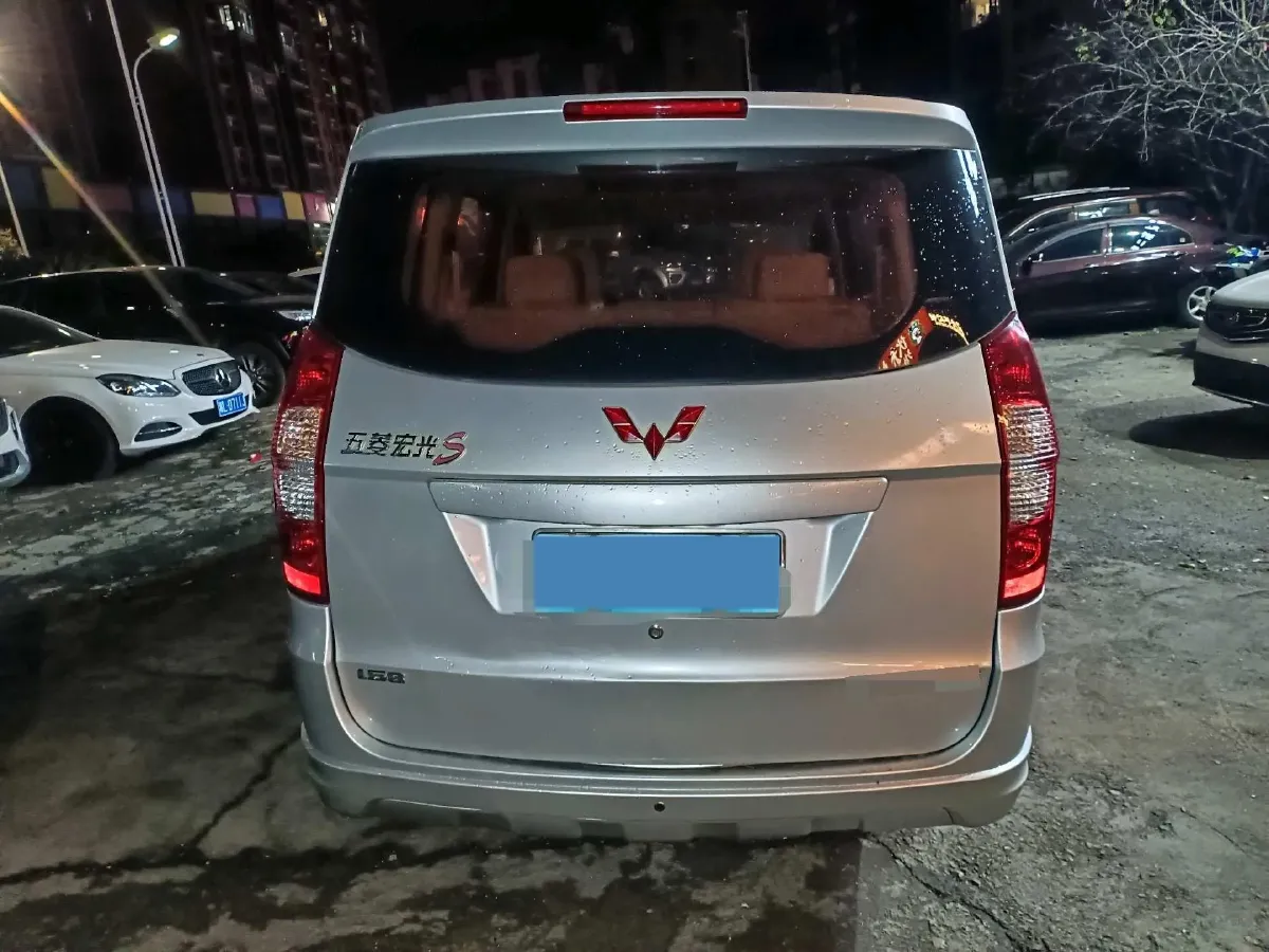 2016 WuLing HongGuang 1.5L 112HP L4 5MT,autocango,china used car exporter,china ev exporter,chinese used car exporter,chinese used ev exporter