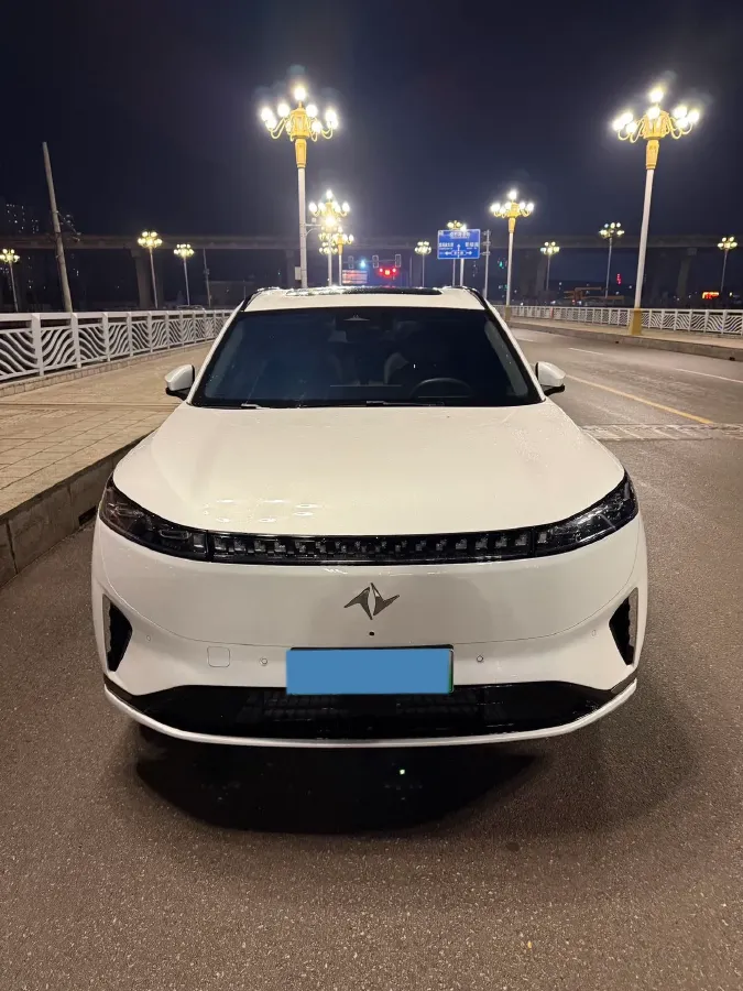 2025 DongFeng eπ eπ008 1.5T 147HP L4 REEV 34.32KWH,autocango,china used car exporter,china ev exporter,chinese used car exporter,chinese used ev exporter