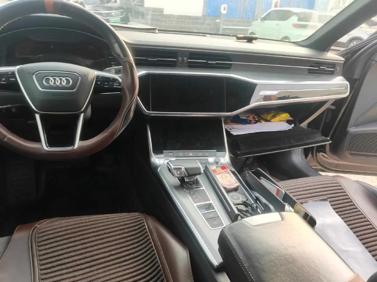 2019 Mercedes-Benz E Class 1.5T 184HP L4 9AT,autocango,china used car exporter,china ev exporter,chinese used car exporter,chinese used ev exporter