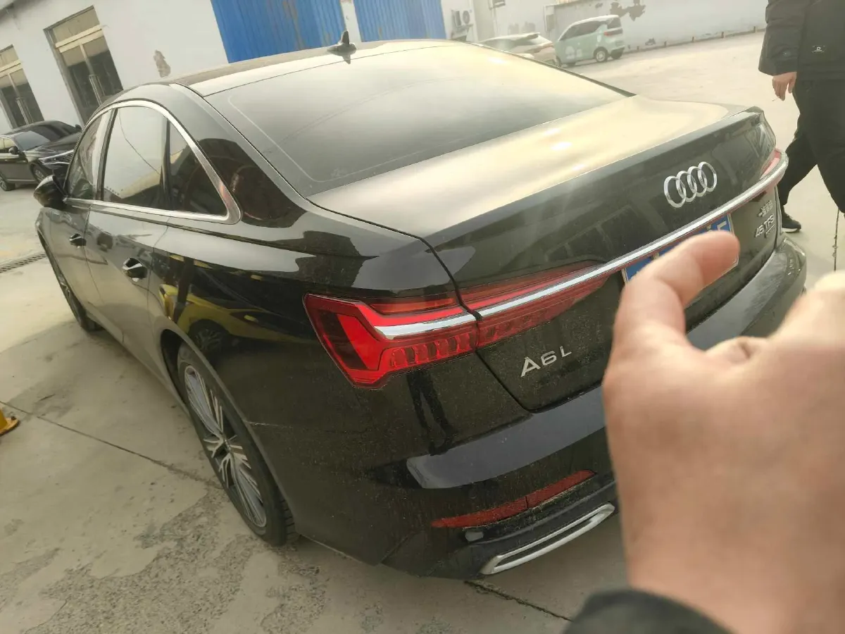 2019 Mercedes-Benz E Class 1.5T 184HP L4 9AT,autocango,china used car exporter,china ev exporter,chinese used car exporter,chinese used ev exporter