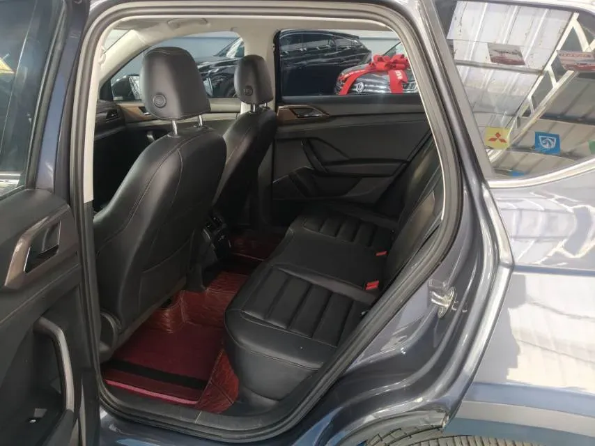 2020 Volkswagen Tharu 2.0T 186HP L4 7DCT,autocango,china used car exporter,china ev exporter,chinese used car exporter,chinese used ev exporter