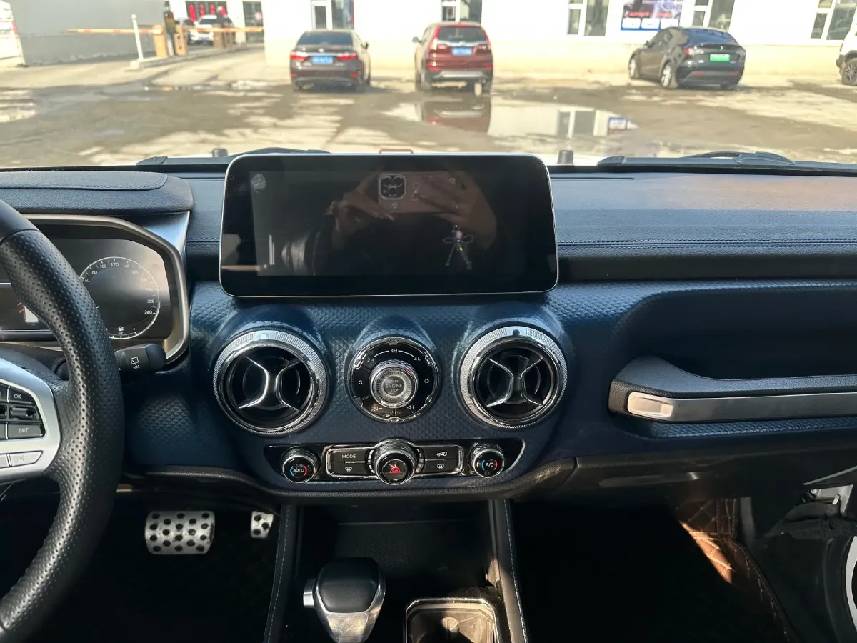 2019 Beijing BJ40 2.3T 231HP L4 6AT,autocango,china used car exporter,china ev exporter,chinese used car exporter,chinese used ev exporter