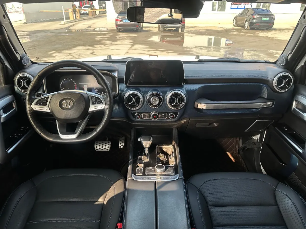 2019 Beijing BJ40 2.3T 231HP L4 6AT,autocango,china used car exporter,china ev exporter,chinese used car exporter,chinese used ev exporter