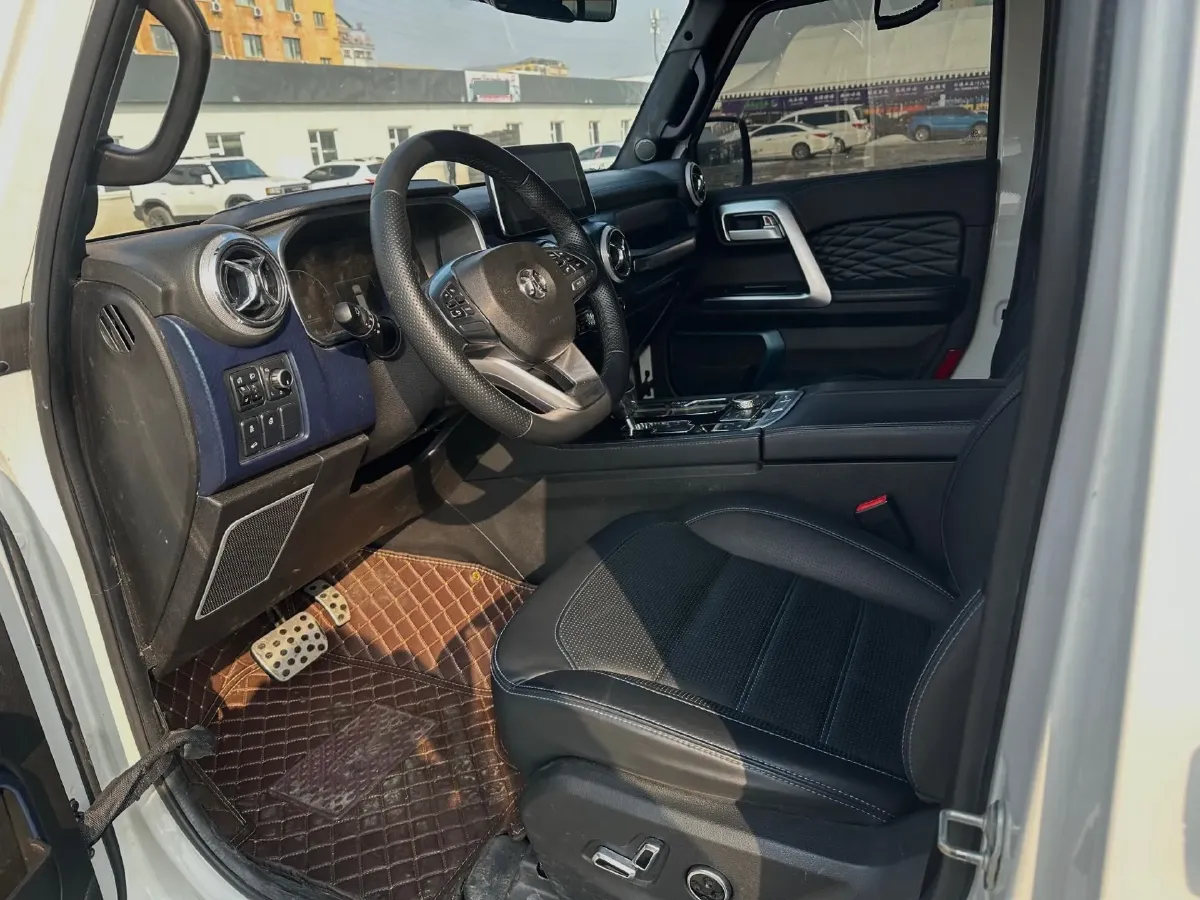 2019 Beijing BJ40 2.3T 231HP L4 6AT,autocango,china used car exporter,china ev exporter,chinese used car exporter,chinese used ev exporter