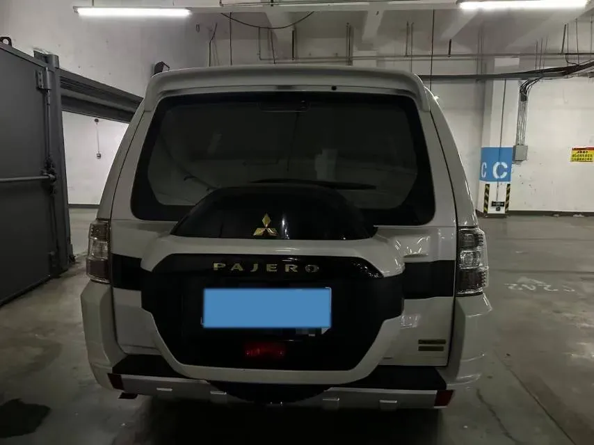 2017 Honda Jade 1.8L 141HP L4 5AT,autocango,china used car exporter,china ev exporter,chinese used car exporter,chinese used ev exporter