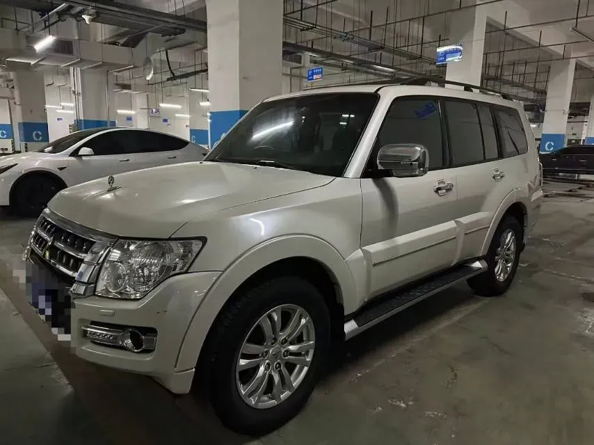 2017 Honda Jade 1.8L 141HP L4 5AT,autocango,china used car exporter,china ev exporter,chinese used car exporter,chinese used ev exporter