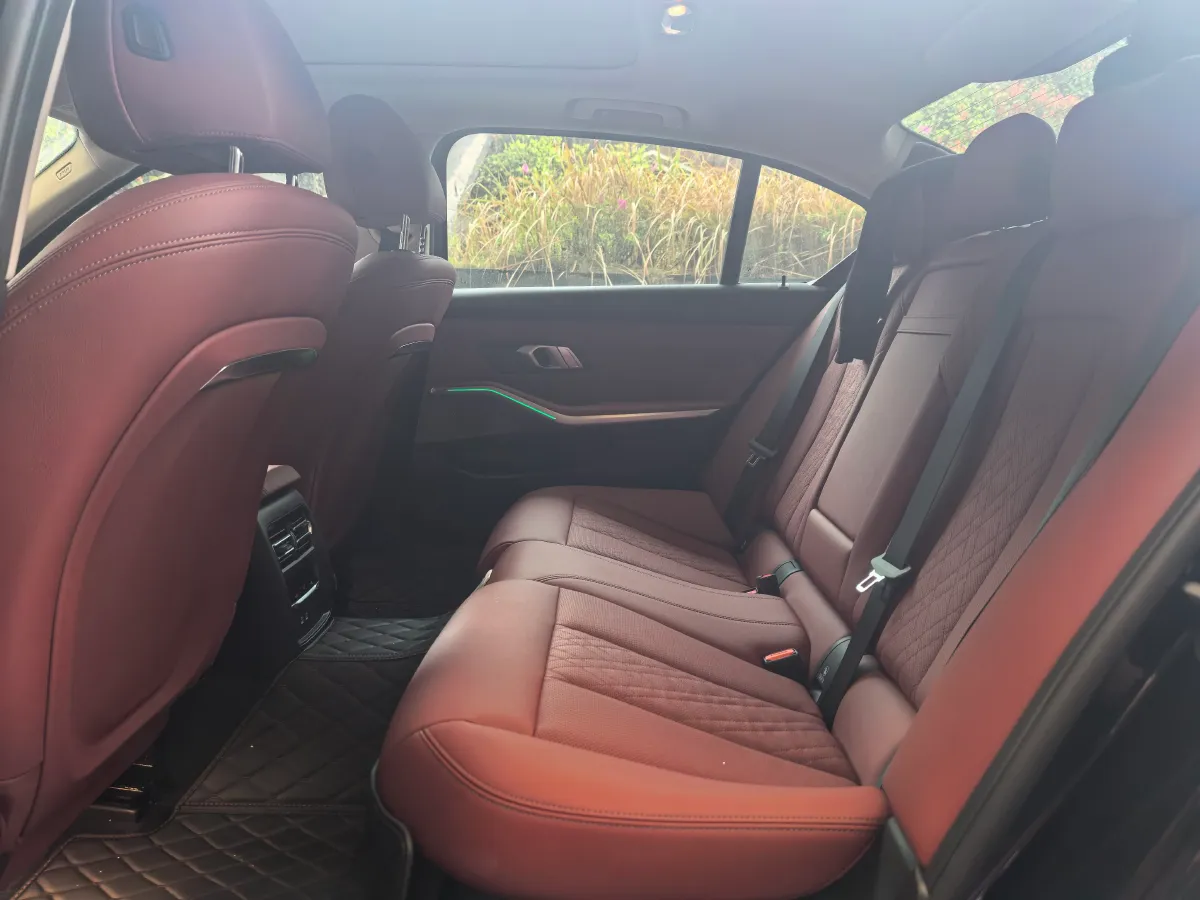 2024 BMW 3 Series 2.0T 184HP L4 8AT,autocango,china used car exporter,china ev exporter,chinese used car exporter,chinese used ev exporter