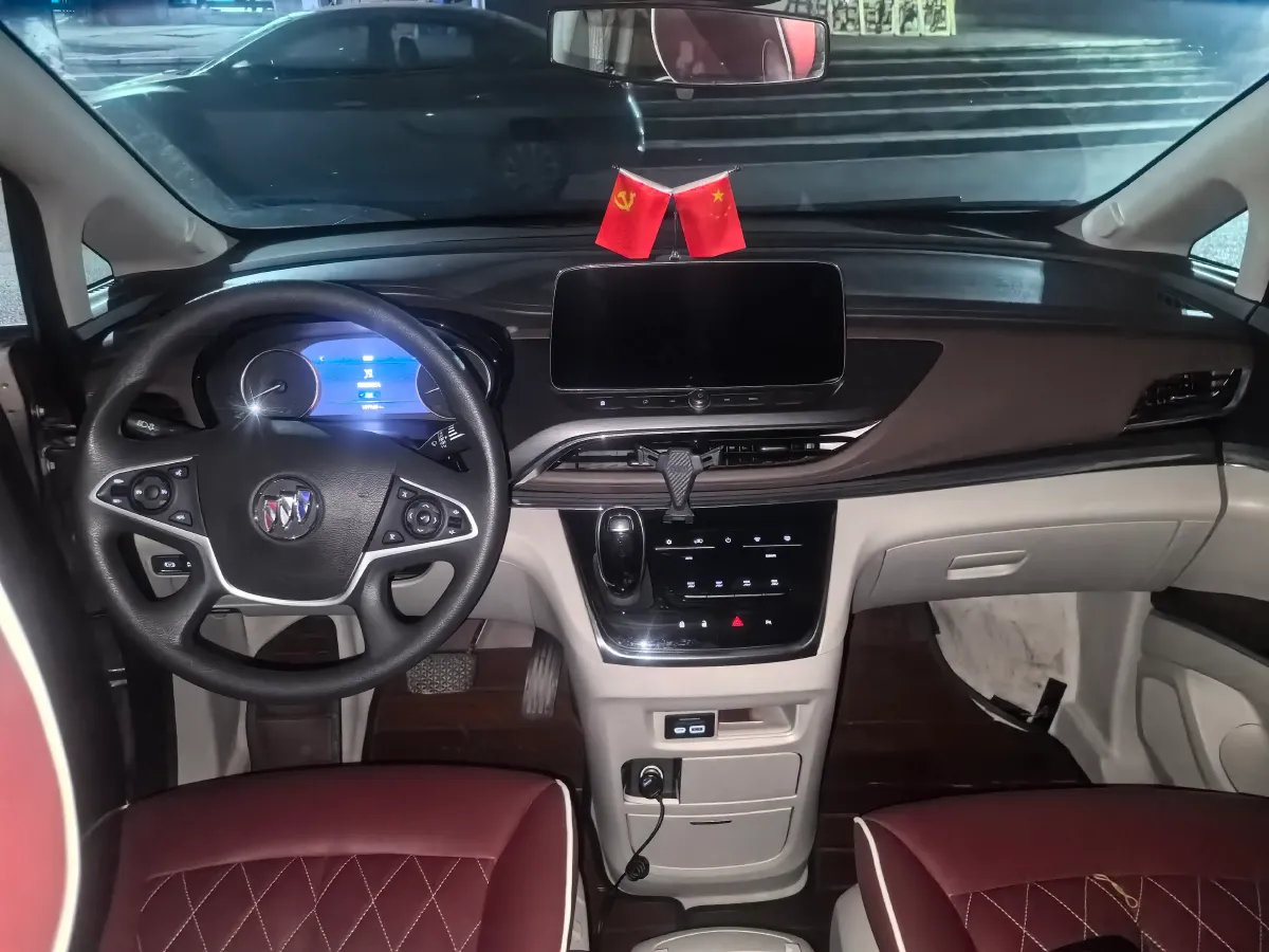 2023 Buick GL8 2.0T 237HP L4 9AT,autocango,china used car exporter,china ev exporter,chinese used car exporter,chinese used ev exporter