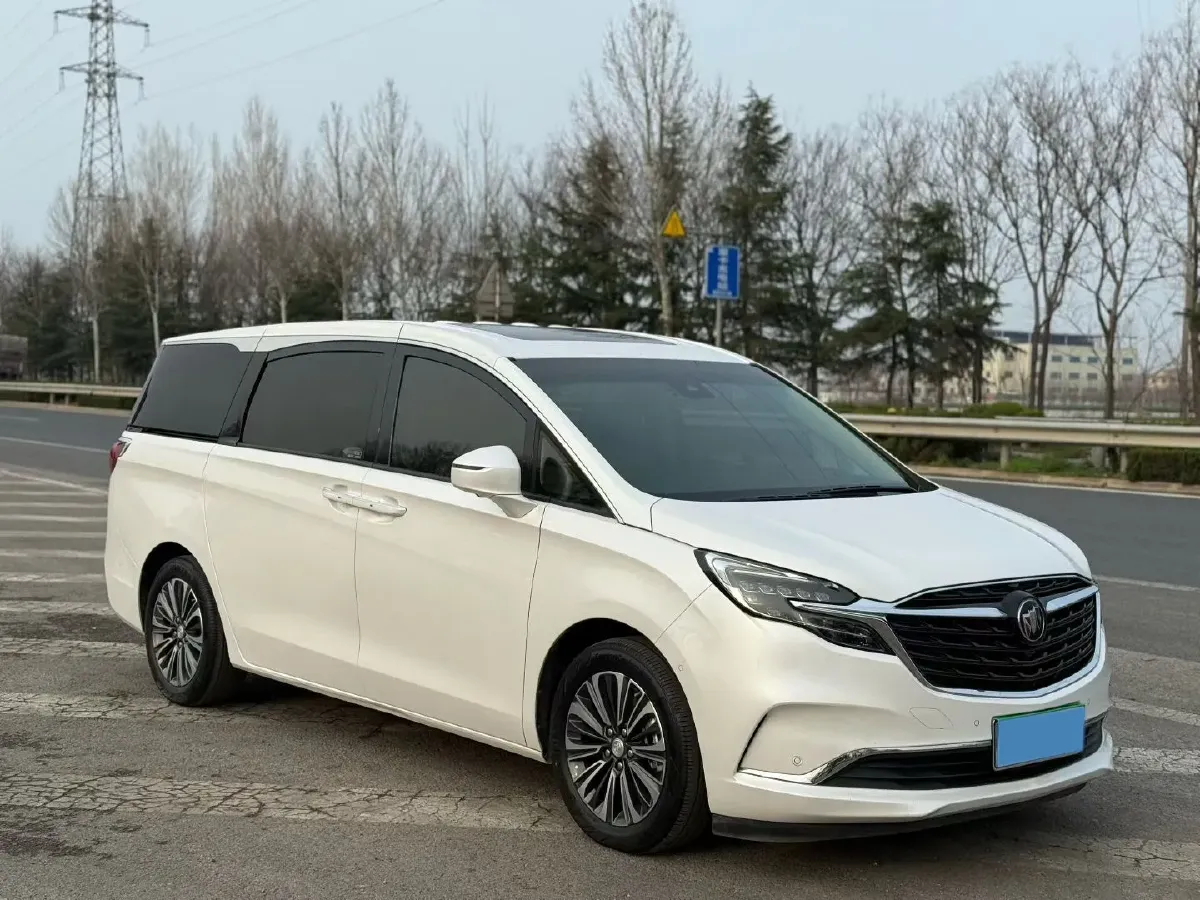 2022 Buick GL8 2.0T 237HP L4 9AT,autocango,china used car exporter,china ev exporter,chinese used car exporter,chinese used ev exporter