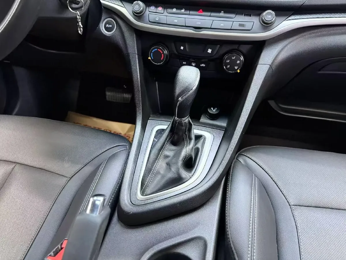 2021 Buick Excelle 1.5L 113HP L4 6AT,autocango,china used car exporter,china ev exporter,chinese used car exporter,chinese used ev exporter