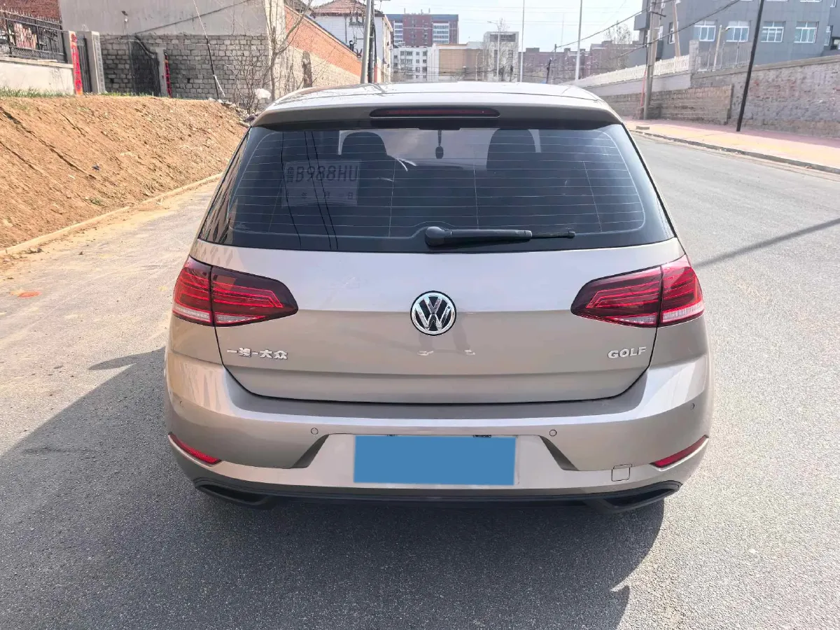 2018 Volkswagen Golf 1.6L 110HP L4 6AT,autocango,china used car exporter,china ev exporter,chinese used car exporter,chinese used ev exporter
