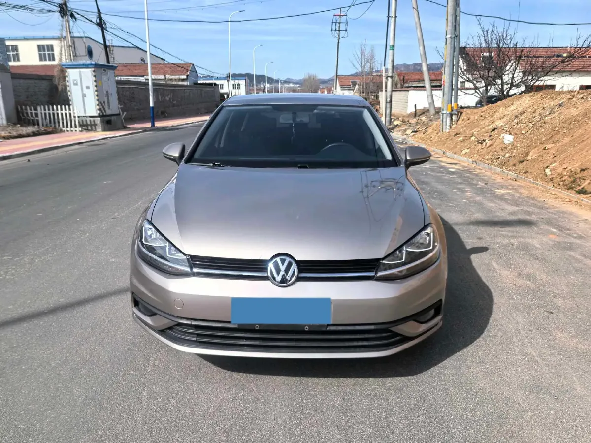 2018 Volkswagen Golf 1.6L 110HP L4 6AT,autocango,china used car exporter,china ev exporter,chinese used car exporter,chinese used ev exporter