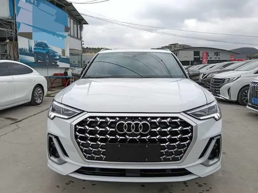 2023 Audi Q3 1.5T 160HP L4 7DCT,autocango,china used car exporter,china ev exporter,chinese used car exporter,chinese used ev exporter